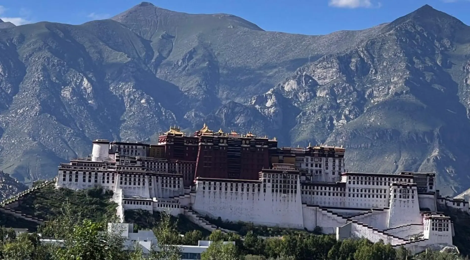 Lhasa to Kathmandu overland via Everest base camp